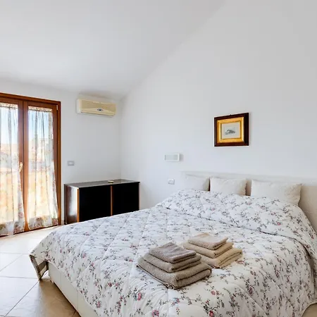 Flamingo House Apartment *