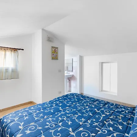 Apartment Flamingo House Cabras