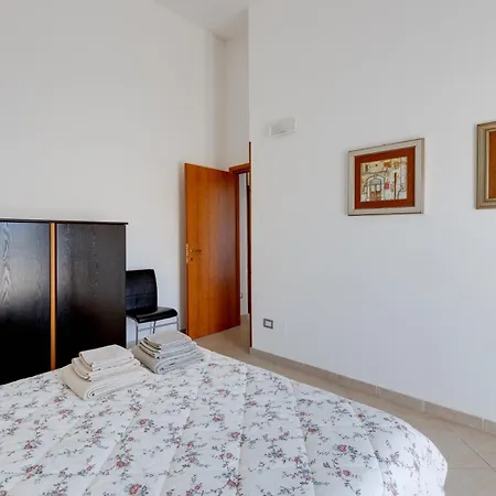 Flamingo House * Cabras